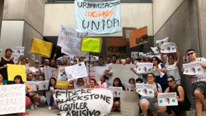 Descubre por qué alquilar en España se ha convertido en una condena a la pobreza y cómo podemos combatir esta injusticia.