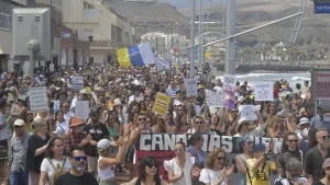 ¡Las calles son nuestras! La lucha por la vivienda se enciende. La subida bestial de los precios de la vivienda está expulsando.