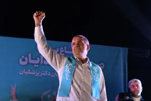 ¡Agárrate los turbantes! Irán elige al 'menos malo' en un circo electoral de tres pistas. El régimen de los ayatolás acaba de montar...